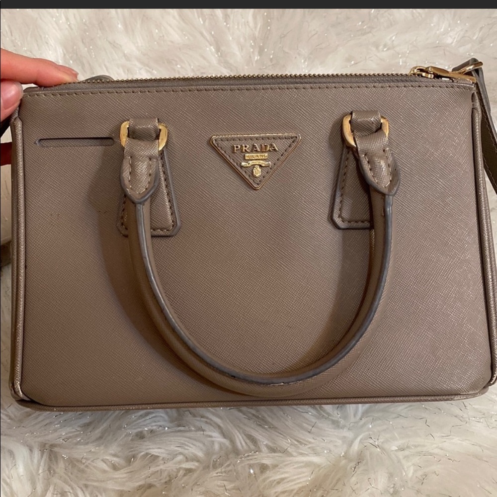 Prada nude tote and shoulder handbag